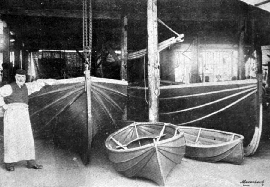 The "Berthon" Collapsible Lifeboat - Berthon